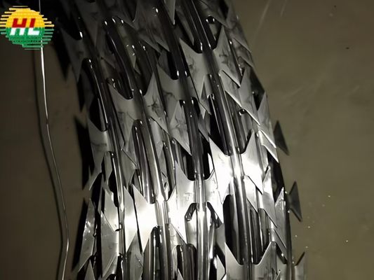 700 코일 지름과 2.0 와이어 지름과 함께 다중 재료 면도 가닥