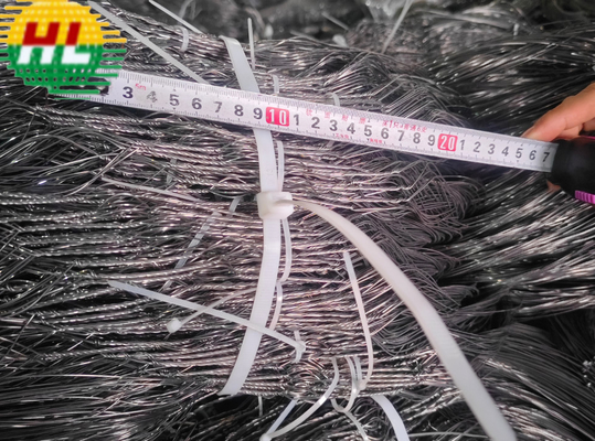 1.2x0.6x0.8 M 접기 크기 눈에 띄지 않는 장벽 높은 보안 Ptwist -0.8 mm 와이어 지름